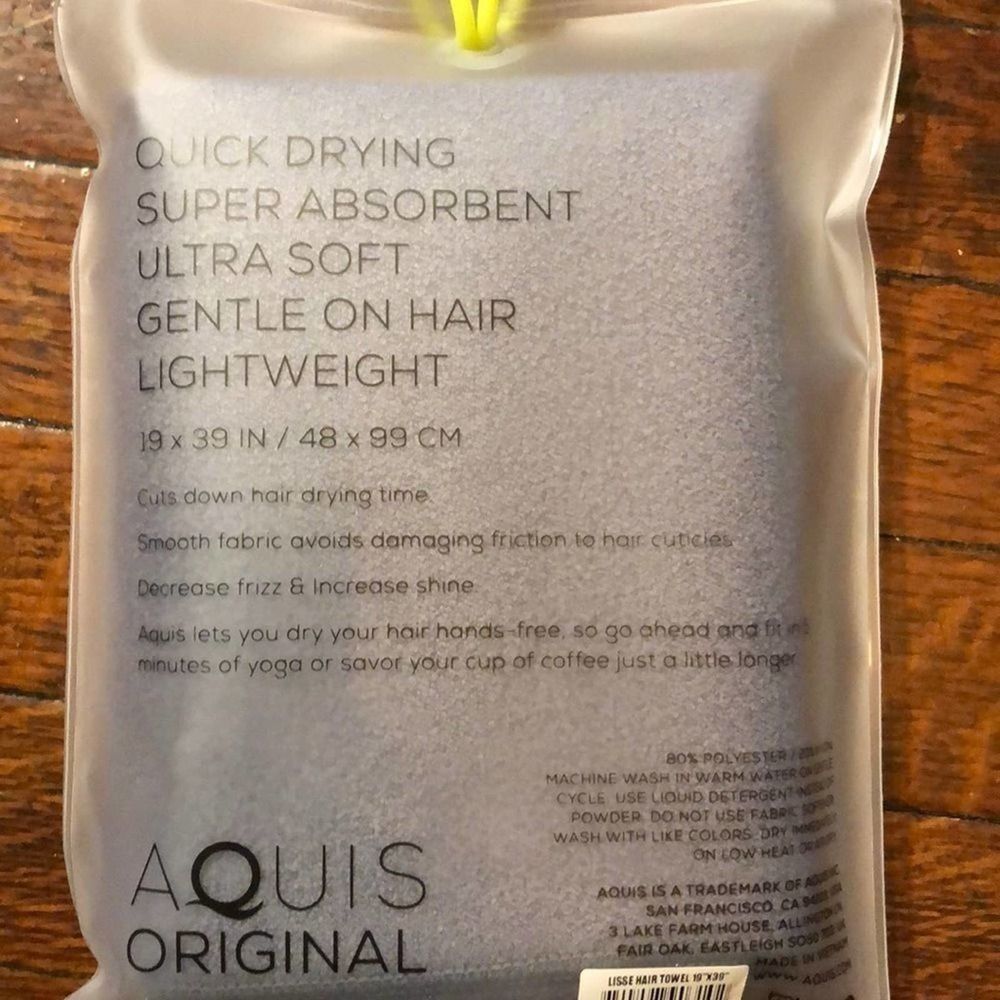 Aquis Hair Towel - Picture 4 of 4